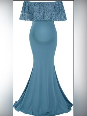 Off Shoulder Maternity Maxi Dress
Molliya Maternity Long Dress -